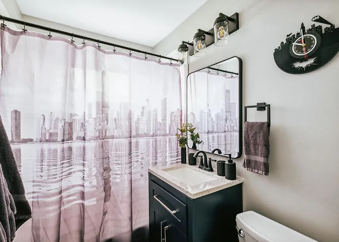 Charming & Cozy Getaway - A Heroic Awaits! *